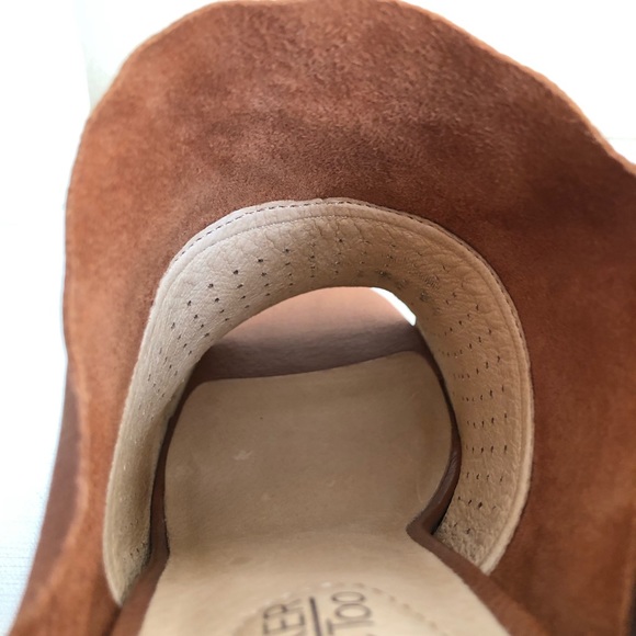 New Adam Tucker Mackey Cognac Laser Cut Leather Peep Toe Heeled Mules Woman’s 8M - Picture 10 of 13